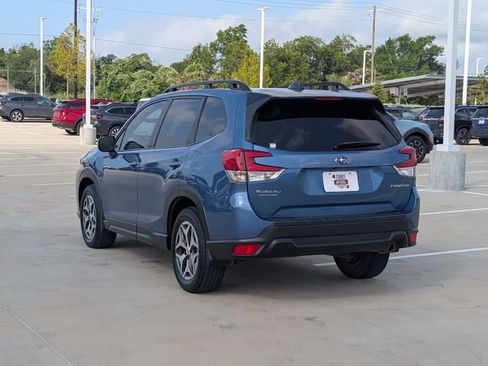 Certified 2024 Subaru Forester Premium AWD/4WD image 4
