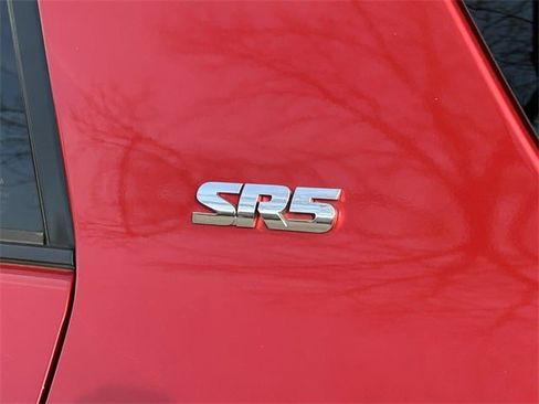 Used 2020 Toyota 4Runner image 9