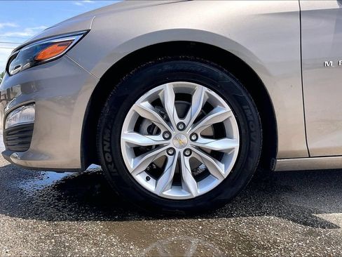 Used 2023 Chevrolet Malibu LT FWD image 35