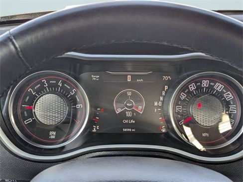 Used 2016 Dodge Challenger SXT Plus image 8