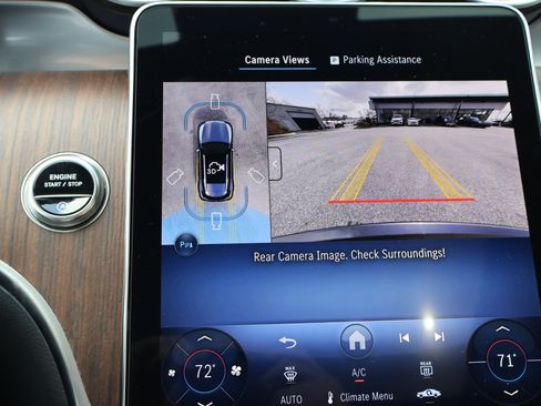 Certified 2025 Mercedes-Benz GLC 300 4MATIC image 36