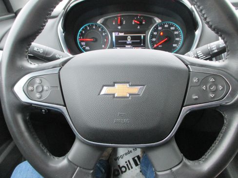 Used 2018 Chevrolet Traverse LT image 24