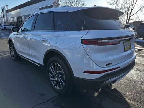 Certified 2022 Lincoln Corsair AWD w/ Equipment Group 101A image 7