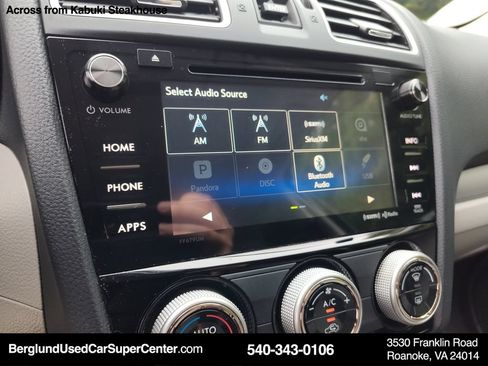 Used 2018 Subaru Forester 2.5i Premium w/ All-Weather Package AWD/4WD image 29