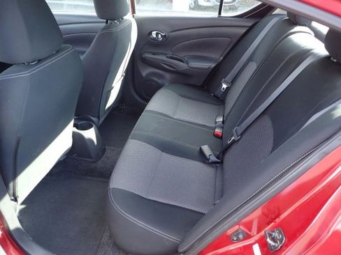 Used 2019 Nissan Versa SV FWD image 10