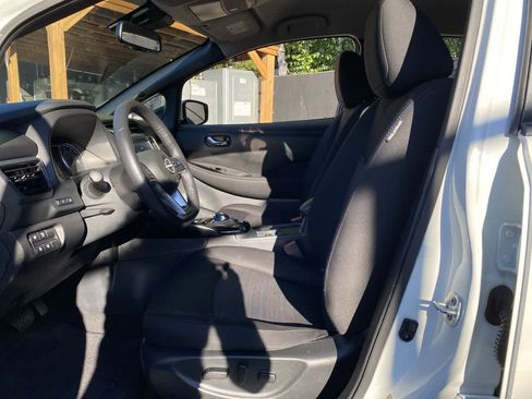 Used 2023 Nissan Leaf SV Plus FWD image 15