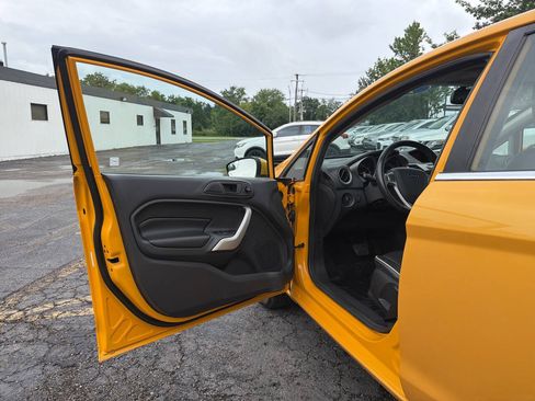 Used 2011 Ford Fiesta SEL w/ 301A Rapid Spec Order Code FWD image 28