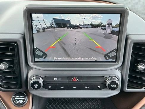 Used 2023 Ford Bronco Sport Outer Banks w/ Tech Package AWD/4WD image 29