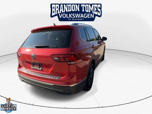 Used 2023 Volkswagen Tiguan SE FWD image 8
