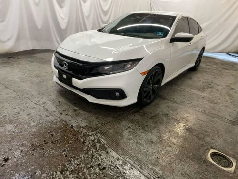 Used 2019 Honda Civic Sport image 15