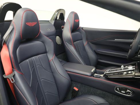 New 2026 Aston Martin V8 Vantage Roadster image 34