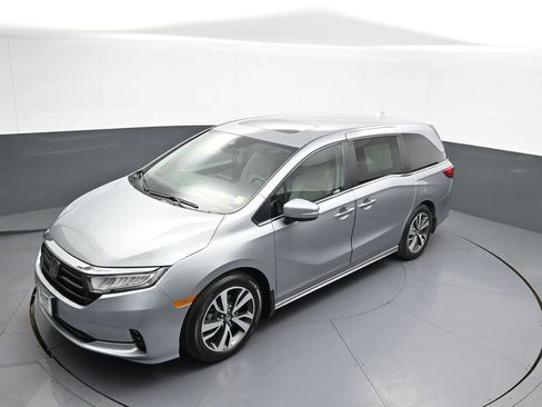 Certified 2023 Honda Odyssey Touring image 37