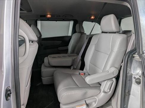 Used 2016 Honda Odyssey EX-L image 17