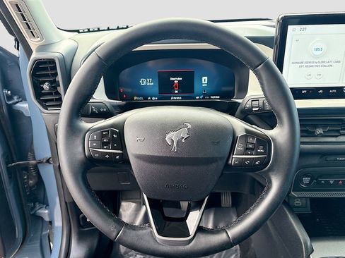 Used 2025 Ford Bronco Sport Heritage w/ Convenience Package image 11