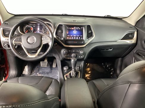 Used 2016 Jeep Cherokee Limited AWD/4WD image 17