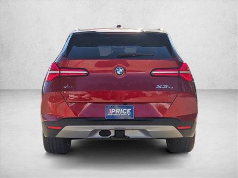 Used 2025 BMW X3 xDrive30i w/ Premium Package AWD/4WD image 4