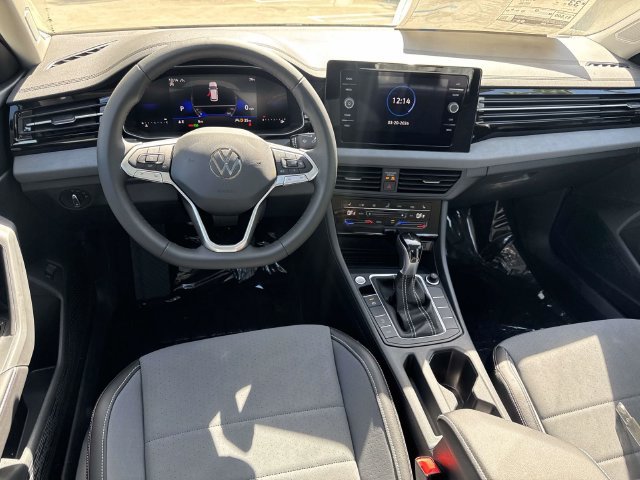 New 2026 Volkswagen Jetta SE FWD image 7