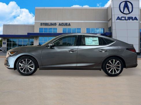 New 2025 Acura Integra image 2