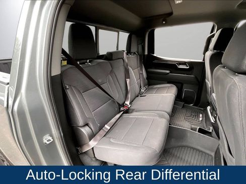 Used 2025 Chevrolet Silverado 1500 LT Trail Boss w/ Convenience Package II AWD/4WD image 27