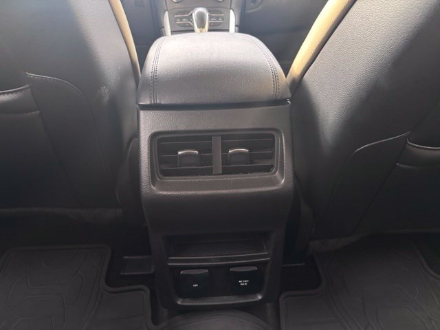Used 2016 Ford Edge SEL w/ Equipment Group 201A AWD/4WD image 40
