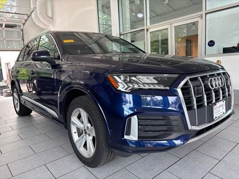 Used 2023 Audi Q7 2.0T Premium Plus AWD/4WD image 3