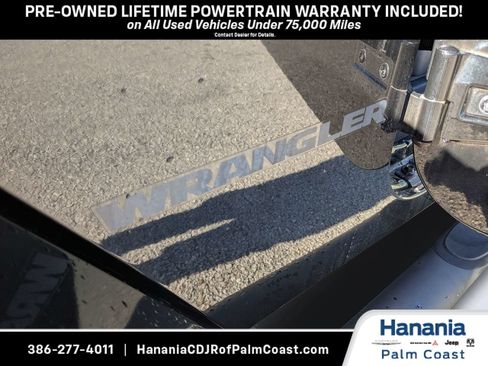 Used 2016 Jeep Wrangler Sahara AWD/4WD image 12