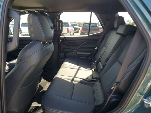 Certified 2025 Toyota 4Runner TRD Off-Road Premium image 23