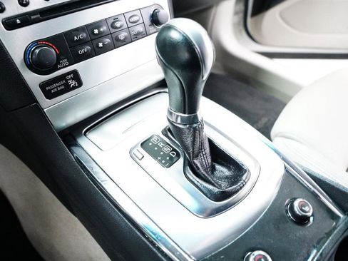 Used 2015 INFINITI Q60 Journey w/ Premium Package image 15