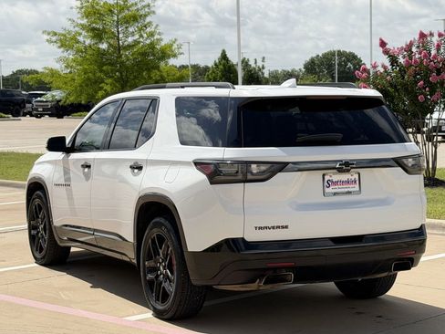 Used 2018 Chevrolet Traverse Premier w/ Redline Edition FWD image 4