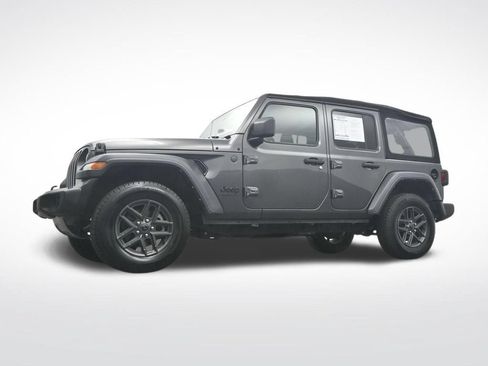 Used 2024 Jeep Wrangler Unlimited Sport AWD/4WD image 38