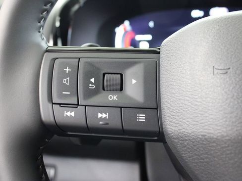 New 2026 Nissan Pathfinder SL FWD image 24