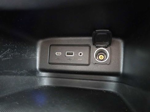 Used 2020 Chevrolet Equinox LT w/ Driver Convenience Package FWD image 32