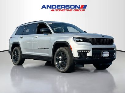 New 2025 Jeep Grand Cherokee L Limited w/ Black Appearance Package