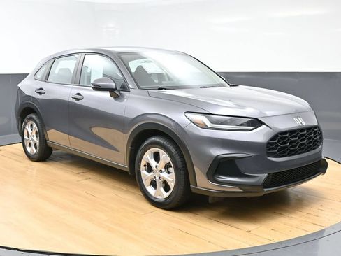 Used 2023 Honda HR-V LX image 3