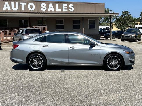 Used 2024 Chevrolet Malibu LT FWD image 7