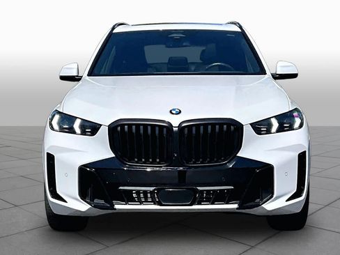 Certified 2024 BMW X5 xDrive40i w/ M Sport Package image 4