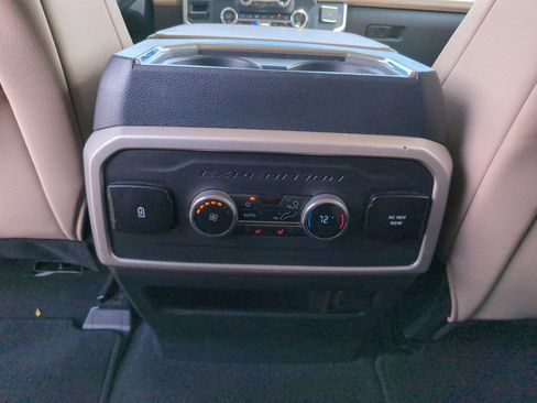 Used 2024 Ford Expedition Limited AWD/4WD image 19