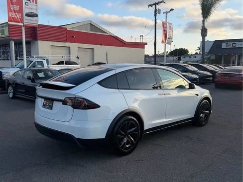 Used 2026 Tesla Model X AWD/4WD image 3