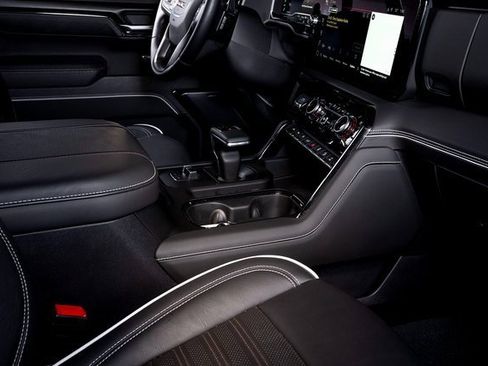 Used 2024 GMC Sierra 1500 AT4X w/ AT4X AEV Edition image 40