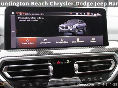 Used 2024 BMW X4 M40i w/ Premium Package image 32