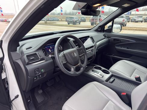 Used 2023 Honda Passport EX-L image 9