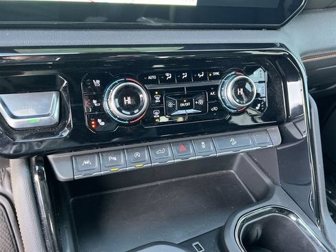 Certified 2025 GMC Sierra 1500 AT4 AWD/4WD image 16