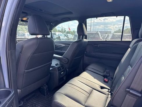 Used 2022 Honda Pilot TrailSport image 12