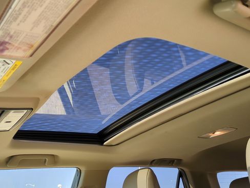 Used 2017 Toyota 4Runner Limited image 16