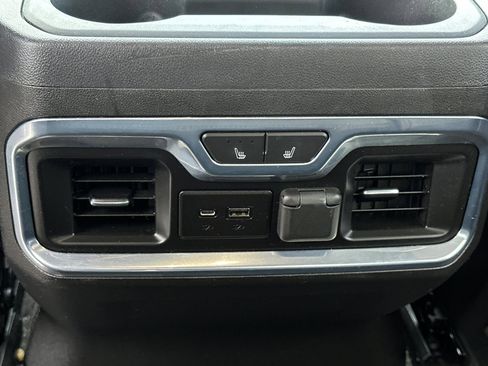 Used 2022 GMC Sierra 2500 Denali w/ Denali Ultimate Package image 41