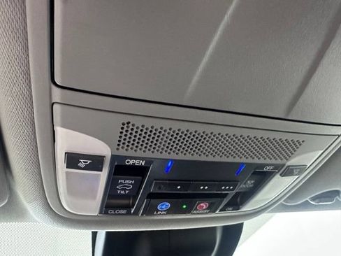 Used 2017 Acura MDX w/ Advance Package AWD/4WD image 34