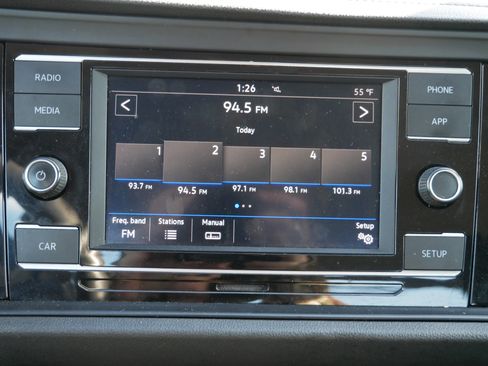 Used 2019 Volkswagen Jetta S image 18