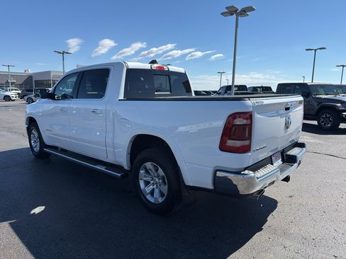 Used 2022 RAM 1500 Laramie AWD/4WD image 7