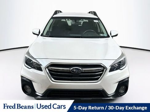 Used 2019 Subaru Outback 2.5i Premium AWD/4WD image 2