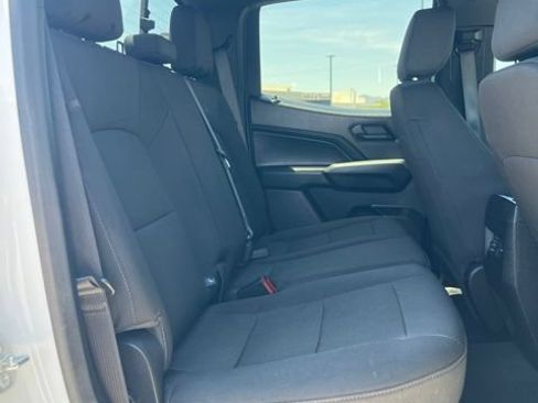 Used 2024 Chevrolet Colorado Trail Boss w/ Technology Package AWD/4WD image 29